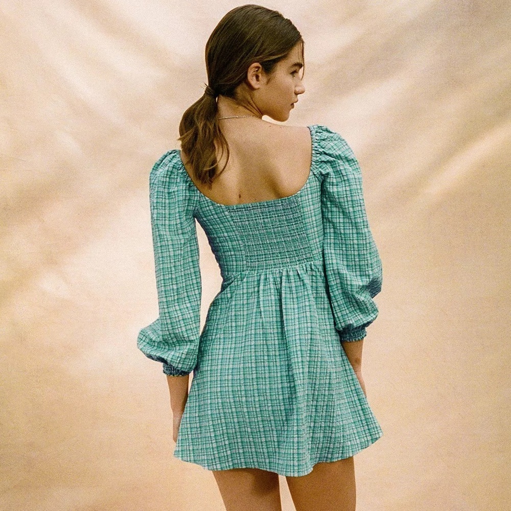Urban Outfitters UO Viola Check Crinkle Mini Dress Size Medium - Picture 2 of 14